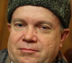 Виктор Балабанов в роли Хрущева с больным сердцем и лишним весом